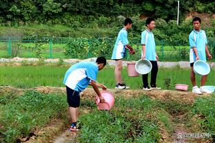 郭艾伦登上央视新闻：欢迎大家来到沈阳 我请大家撸串